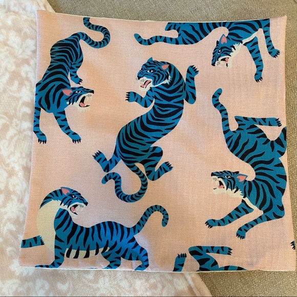 Tiger Pillow Cover | Pink / Orange Jungle Decor NWT - Picture 6 of 14